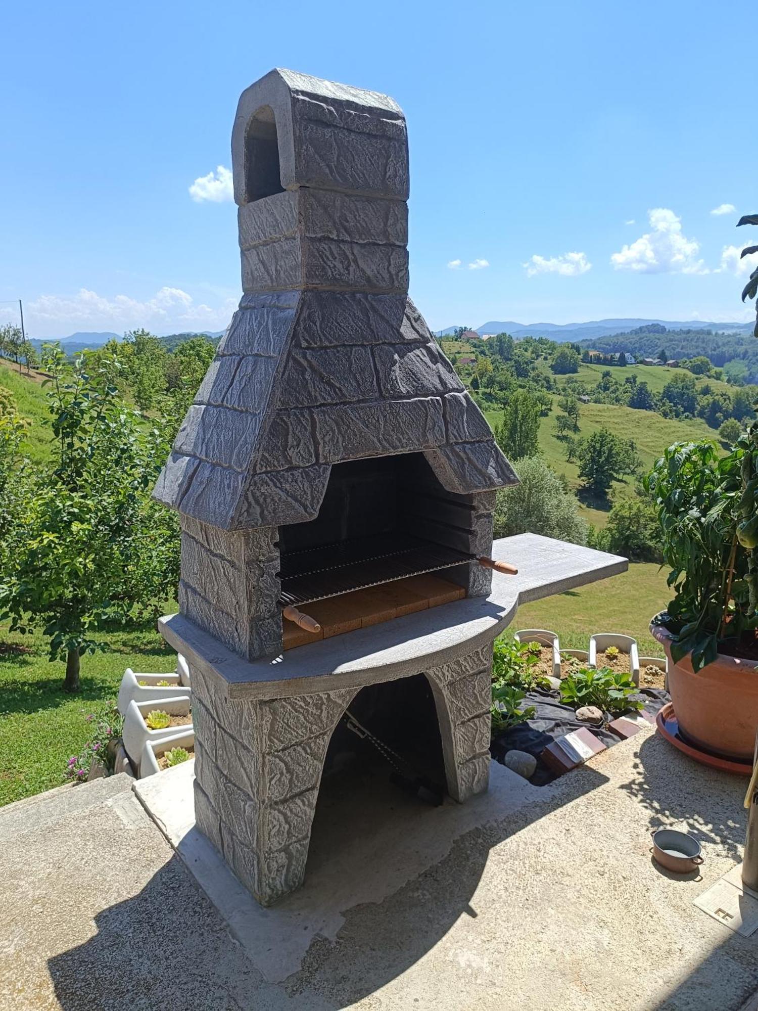 Apartament Hiska Na Gorci Podčetrtek Zewnętrze zdjęcie